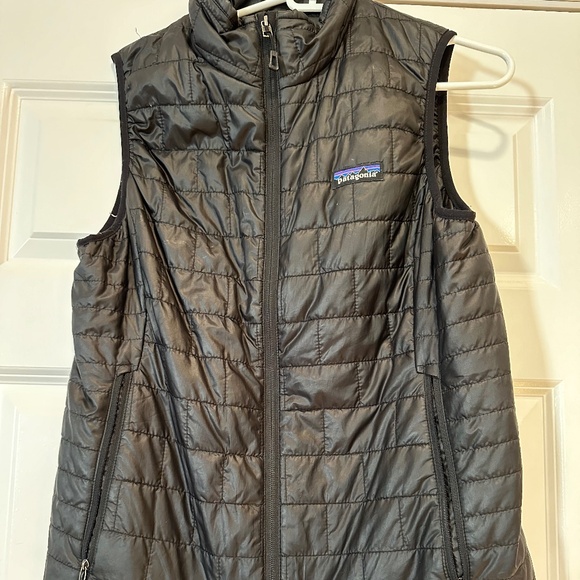 Patagonia women’s nano puff vest - Picture 1 of 4